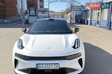 Позашляховик / Кросовер Zeekr 001 2024 в Києві