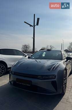 Позашляховик / Кросовер Zeekr 001 2024 в Києві