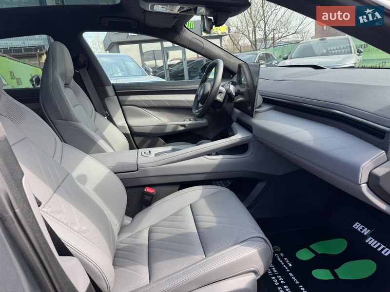 Внедорожник / Кроссовер Zeekr 001 2025 в Киеве