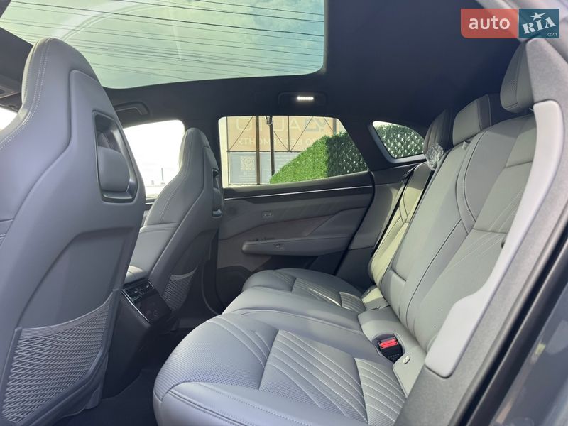 Внедорожник / Кроссовер Zeekr 001 2025 в Киеве