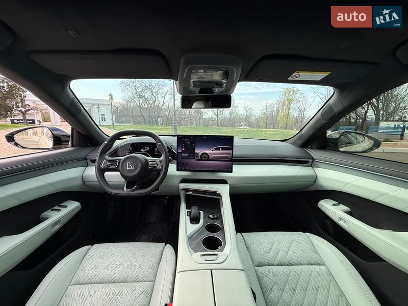 Внедорожник / Кроссовер Zeekr 001 2024 в Одессе