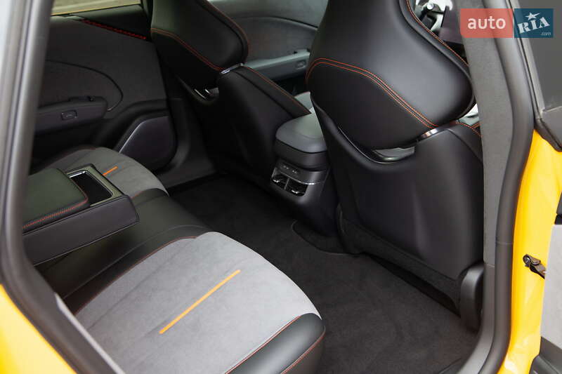 Седан Zeekr 007 2024 в Киеве