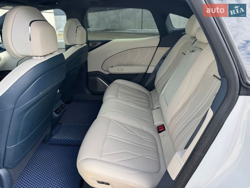 Седан Zeekr 007 2023 в Киеве