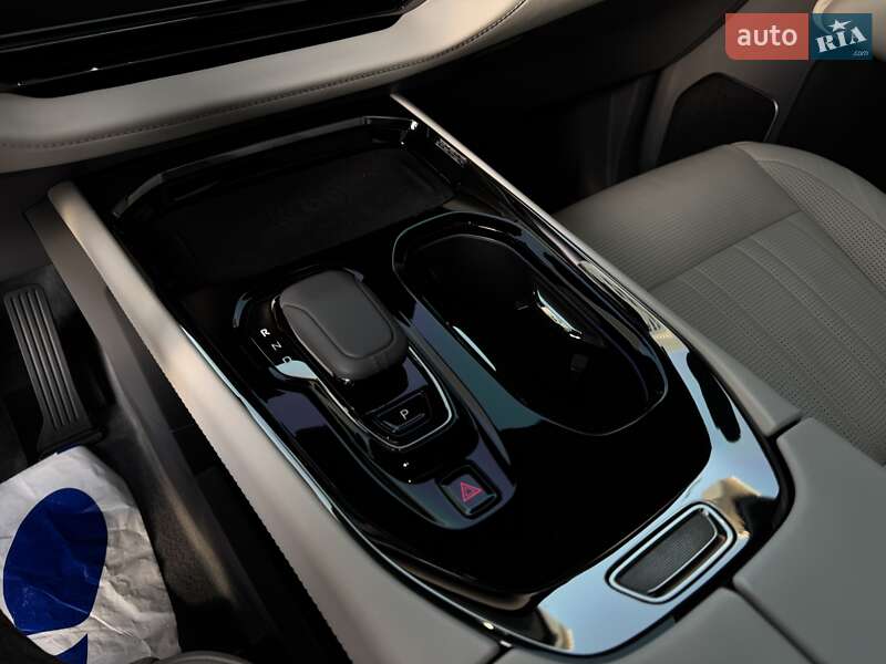 Минивэн Zeekr 009 2023 в Одессе фото 29 Минивэн Zeekr 009 2023 в Одессе