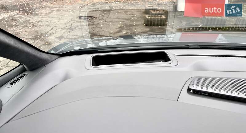 Мінівен Zeekr 009 2024 в Києві