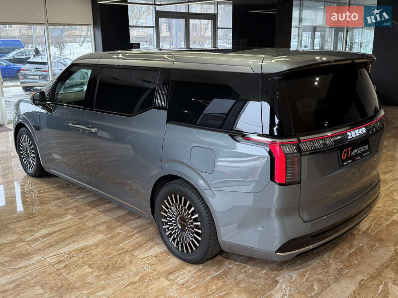 Мінівен Zeekr 009 2024 в Києві