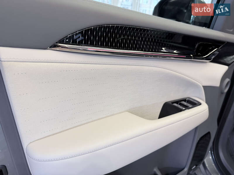 Мінівен Zeekr 009 2024 в Києві