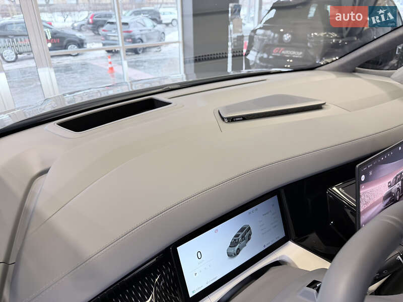 Мінівен Zeekr 009 2024 в Києві