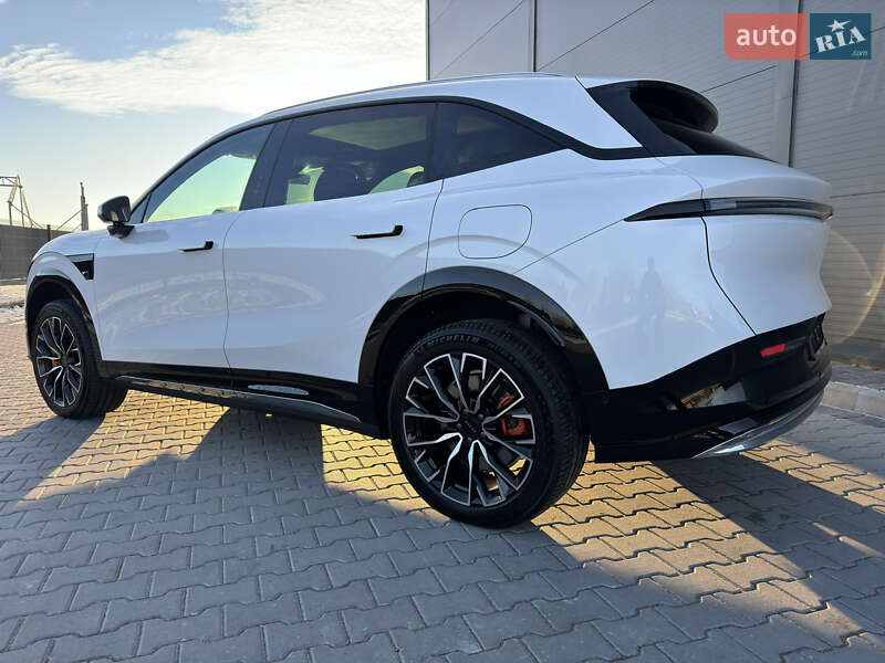 Позашляховик / Кросовер Zeekr 7X 2024 в Івано-Франківську