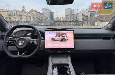 Позашляховик / Кросовер Zeekr 7X 2025 в 
