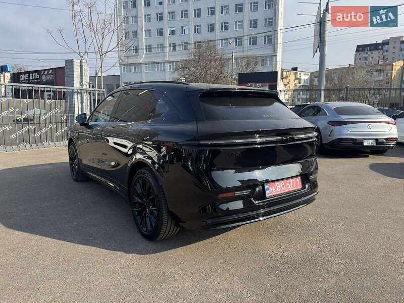 Внедорожник / Кроссовер Zeekr 7X 2024 в Одессе