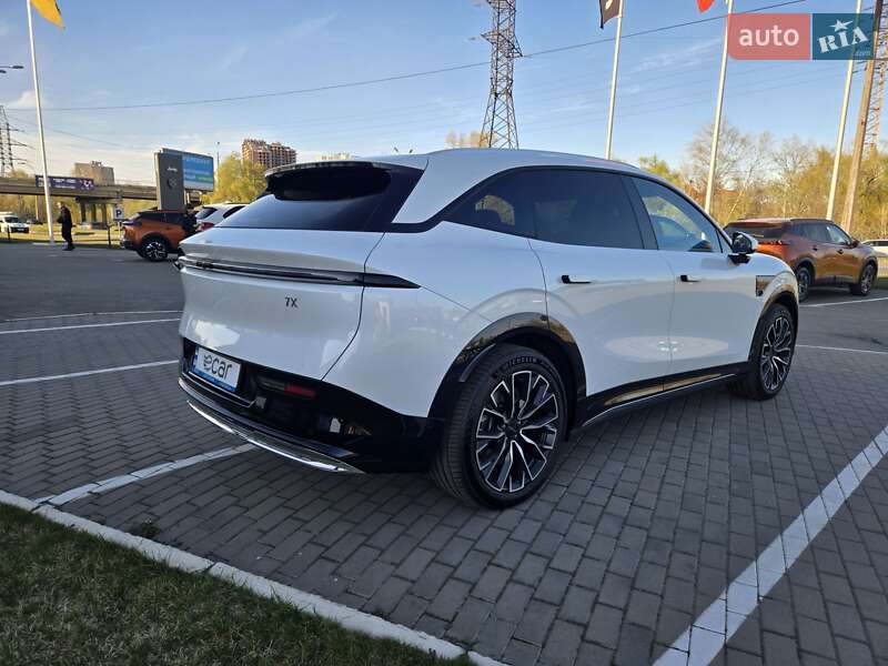 Позашляховик / Кросовер Zeekr 7X 2025 в Києві