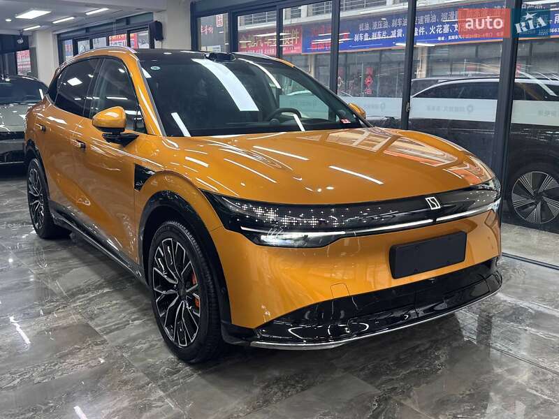 Внедорожник / Кроссовер Zeekr 7X 2024 в 