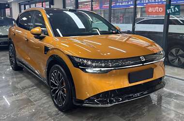 Внедорожник / Кроссовер Zeekr 7X 2024 в 