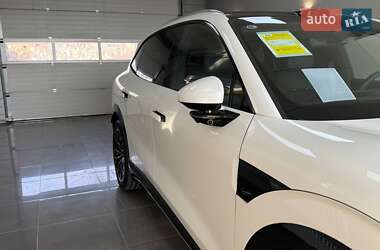 Внедорожник / Кроссовер Zeekr 7X 2025 в 