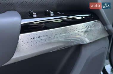 Внедорожник / Кроссовер Zeekr 7X 2025 в 