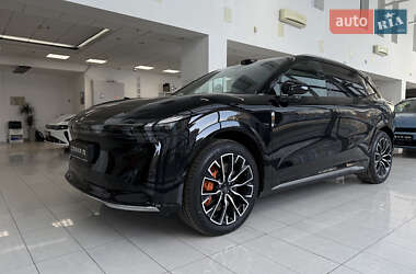 Внедорожник / Кроссовер Zeekr 7X 2025 в 