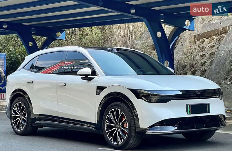 Внедорожник / Кроссовер Zeekr 7X 2025 в 