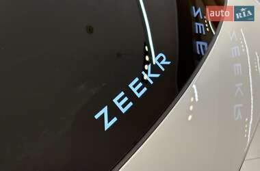 Позашляховик / Кросовер Zeekr 7X 2025 в 