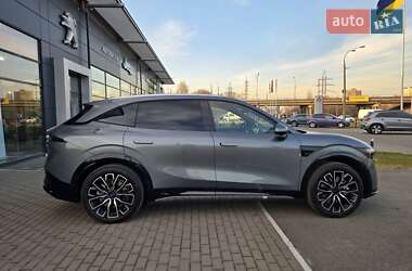Внедорожник / Кроссовер Zeekr 7X 2025 в 
