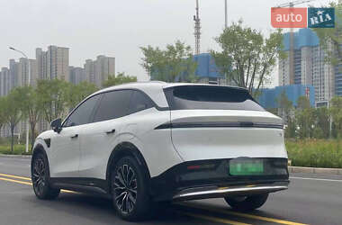 Внедорожник / Кроссовер Zeekr 7X 2025 в 