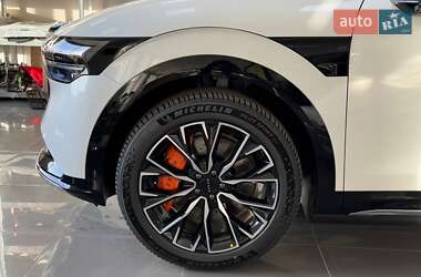Внедорожник / Кроссовер Zeekr 7X 2025 в 