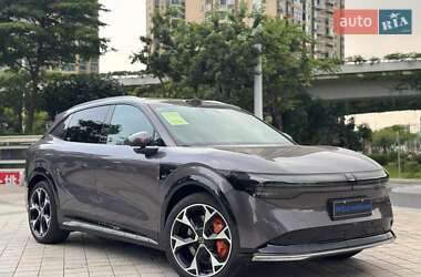 Внедорожник / Кроссовер Zeekr 7X 2025 в 