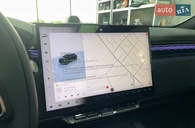 Позашляховик / Кросовер Zeekr 7X 2025 в 