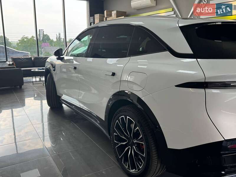 Позашляховик / Кросовер Zeekr 7X 2025 в Києві