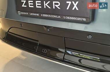 Позашляховик / Кросовер Zeekr 7X 2025 в 