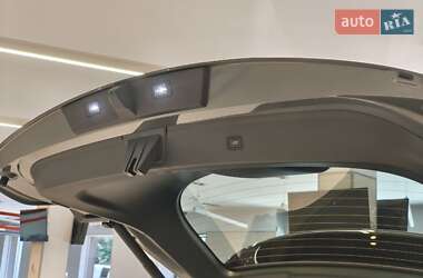 Позашляховик / Кросовер Zeekr 7X 2025 в 