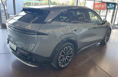 Позашляховик / Кросовер Zeekr 7X 2025 в 