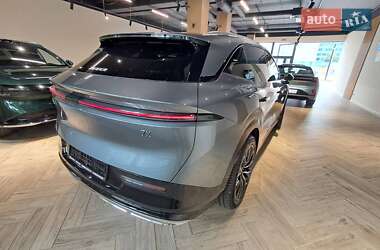 Внедорожник / Кроссовер Zeekr 7X 2025 в 