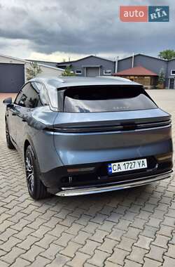 Позашляховик / Кросовер Zeekr 7X 2025 в 
