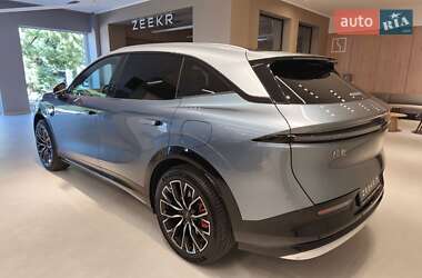 Позашляховик / Кросовер Zeekr 7X 2025 в 