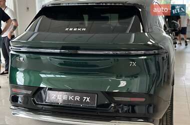 Внедорожник / Кроссовер Zeekr 7X 2025 в 
