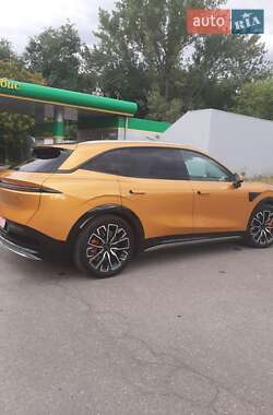 Внедорожник / Кроссовер Zeekr 7X 2024 в 