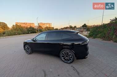 Внедорожник / Кроссовер Zeekr 7X 2024 в 