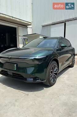 Позашляховик / Кросовер Zeekr 7X 2025 в 