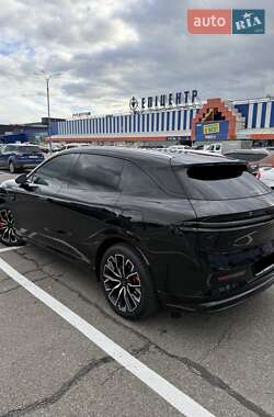Позашляховик / Кросовер Zeekr 7X 2024 в 