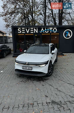 Позашляховик / Кросовер Zeekr 7X 2025 в Чернівцях