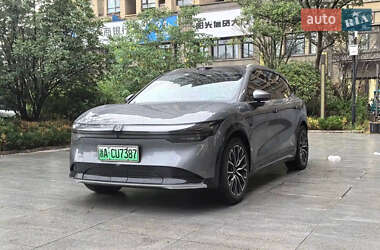 Позашляховик / Кросовер Zeekr 7X 2025 в Києві