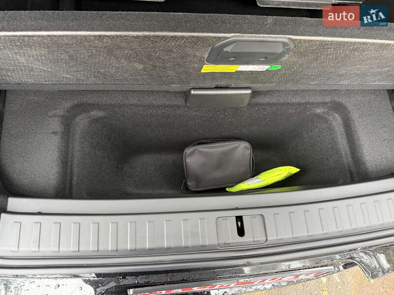 Внедорожник / Кроссовер Zeekr 7X 2025 в Ирпене