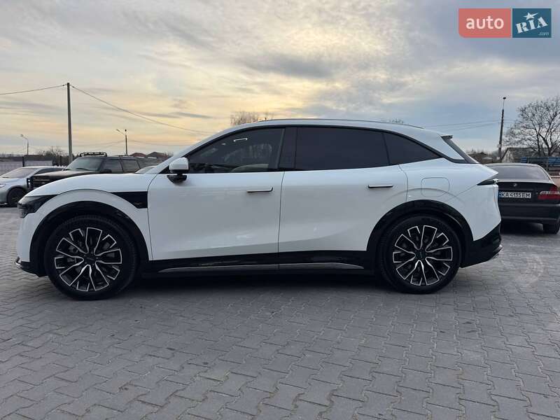 Внедорожник / Кроссовер Zeekr 7X 2024 в Киеве