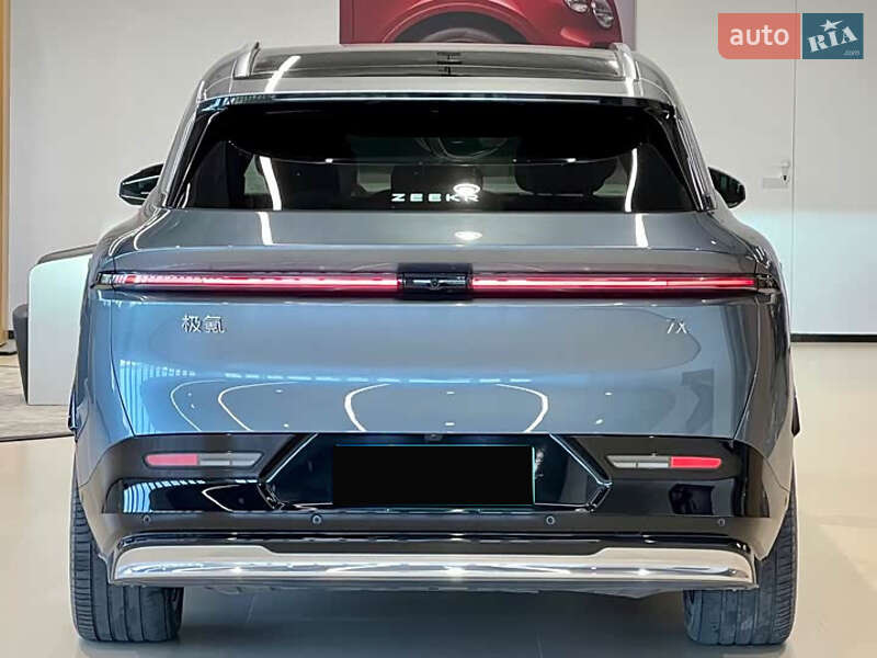 Внедорожник / Кроссовер Zeekr 7X 2024 в Киеве