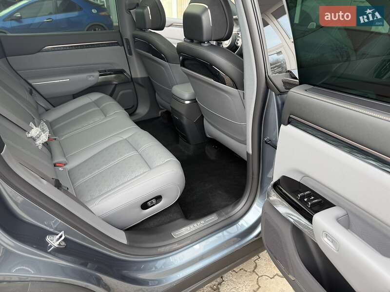 Внедорожник / Кроссовер Zeekr 7X 2025 в Харькове