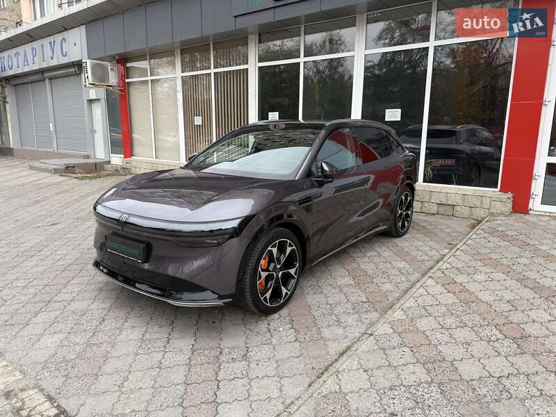 Внедорожник / Кроссовер Zeekr 7X 2025 в Харькове