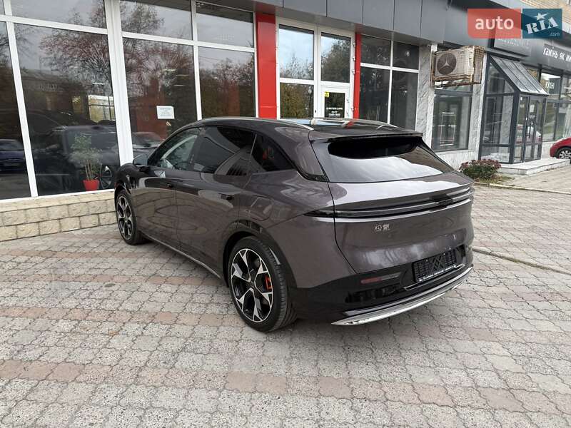 Внедорожник / Кроссовер Zeekr 7X 2025 в Харькове