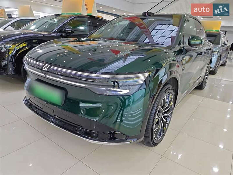 Позашляховик / Кросовер Zeekr 7X 2024 в Києві