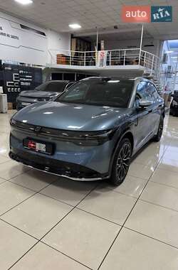 Внедорожник / Кроссовер Zeekr 7X 2025 в Одессе